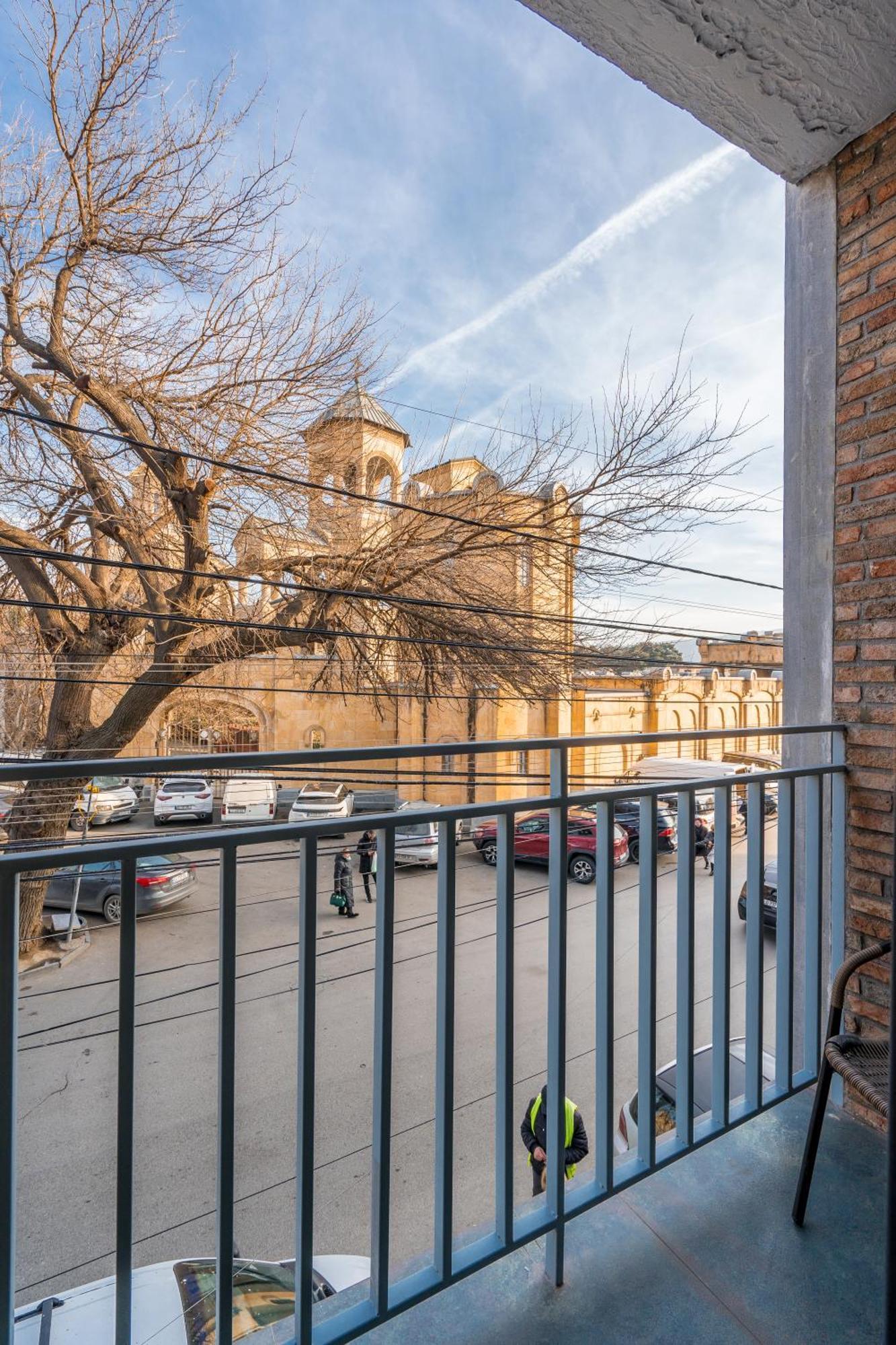 Luxury X By Umbrella Aparthotel Tbilisi Exterior foto